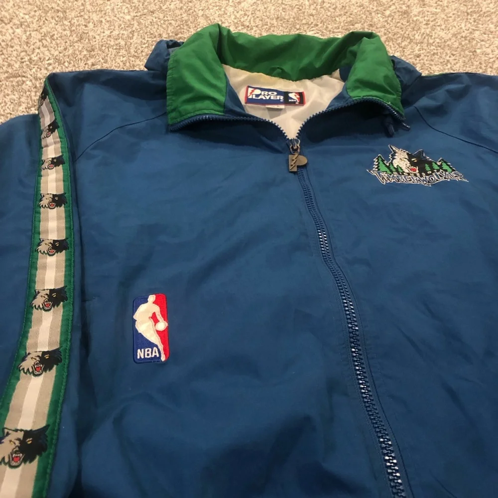 Timberwolves Jacket - Picture 2 of 8